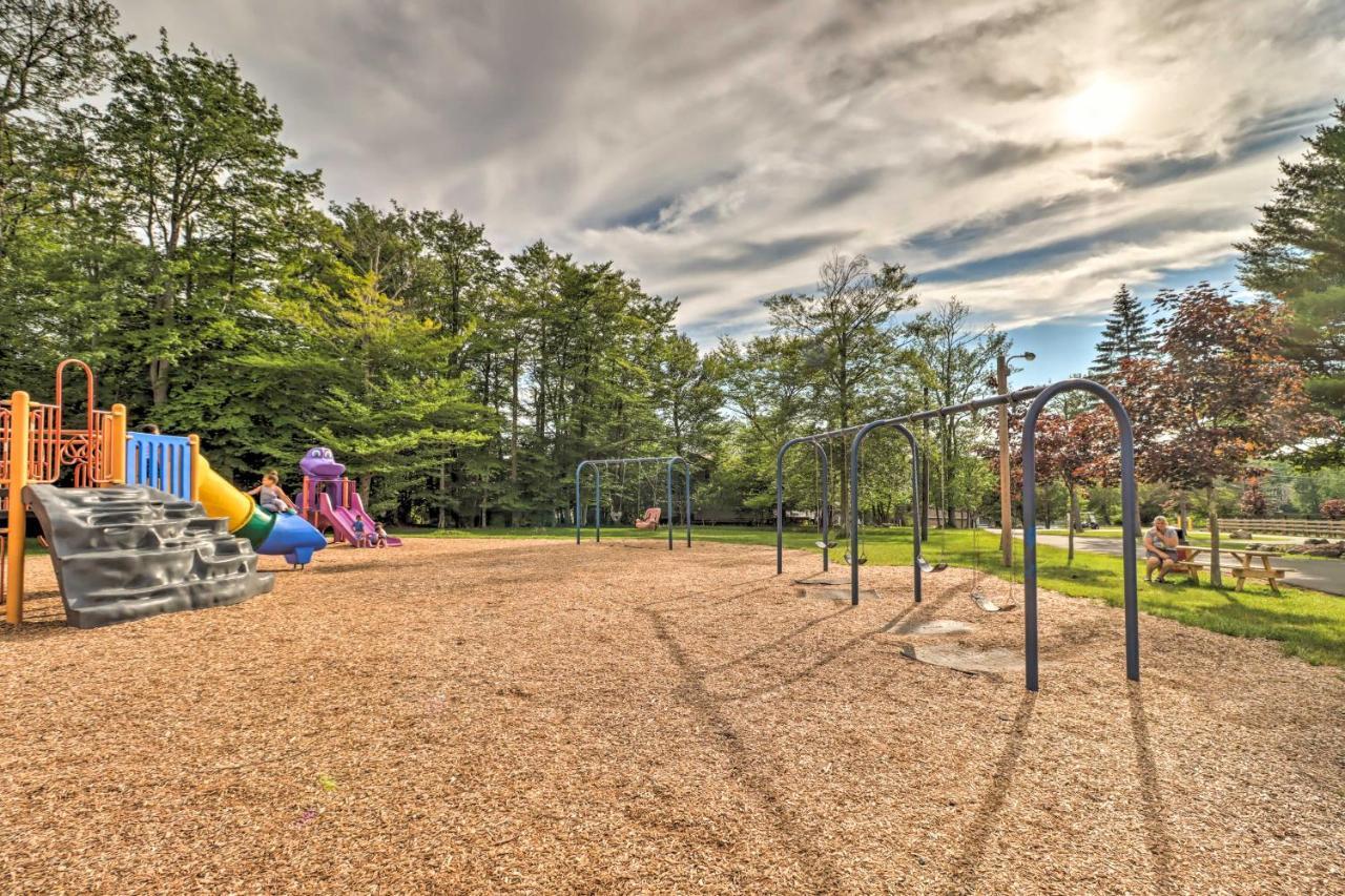 Pocono Vacation Rental With Game Room! Tobyhanna Exterior photo