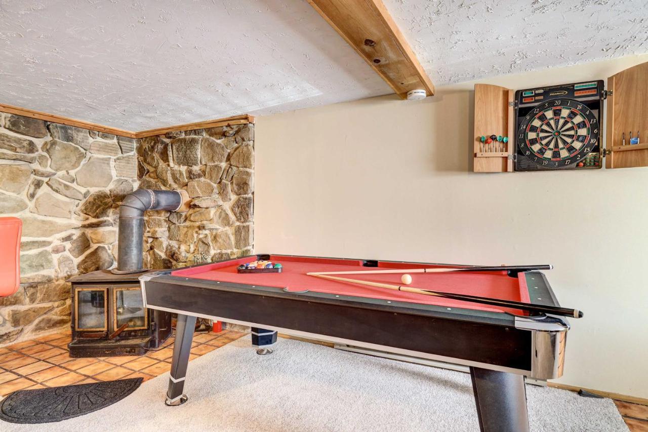 Pocono Vacation Rental With Game Room! Tobyhanna Exterior photo