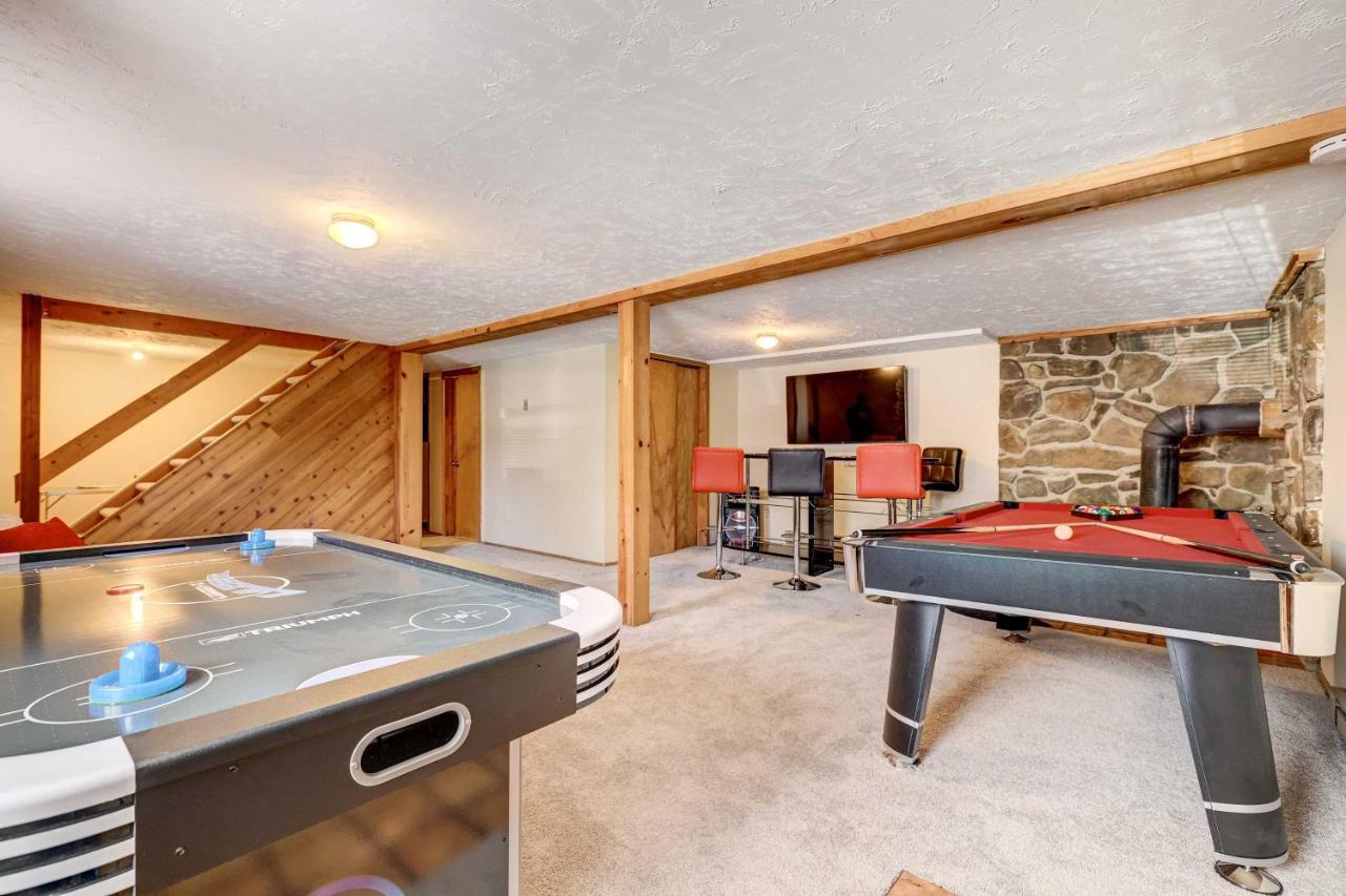 Pocono Vacation Rental With Game Room! Tobyhanna Exterior photo