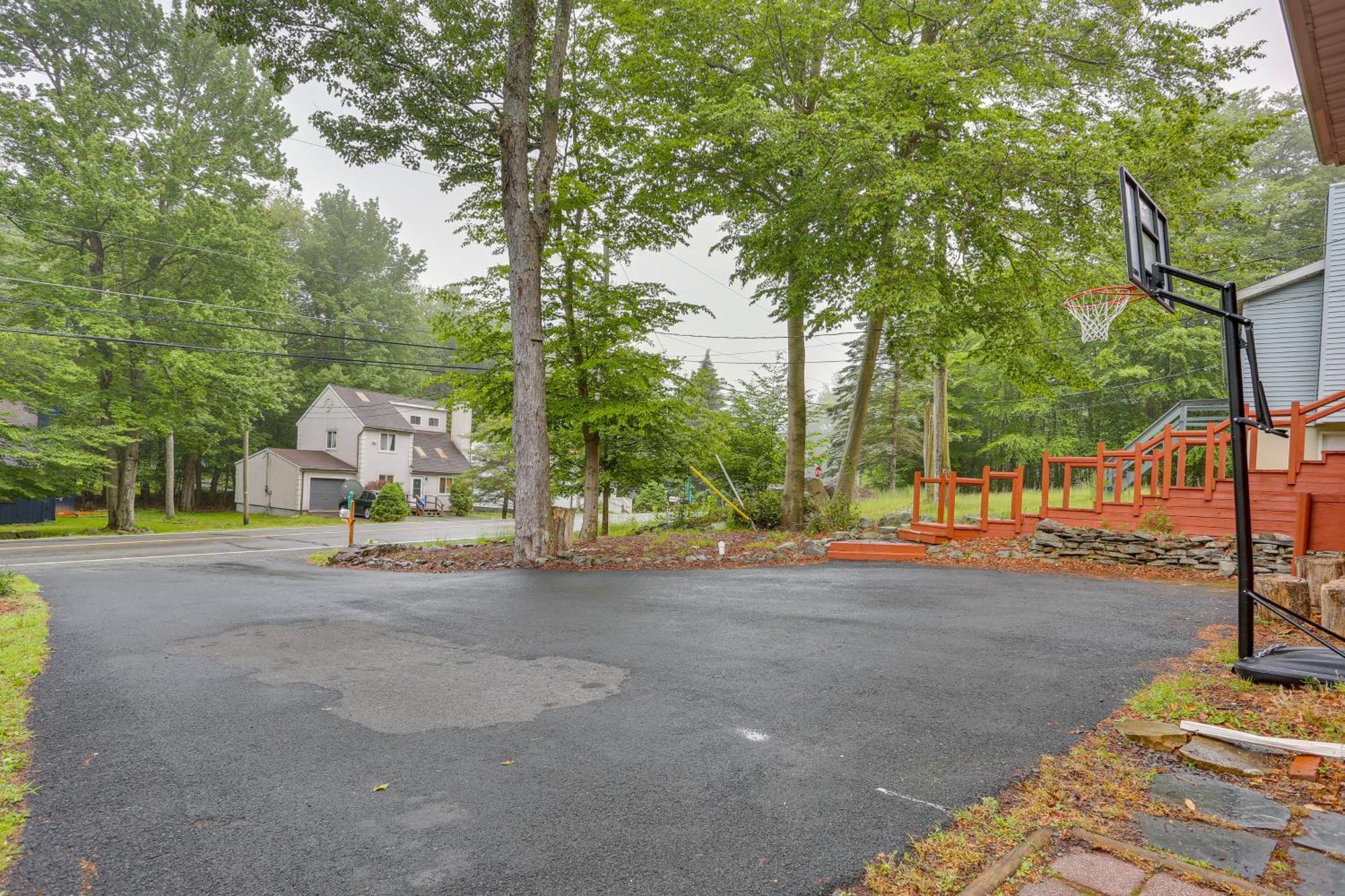 Pocono Vacation Rental With Game Room! Tobyhanna Exterior photo